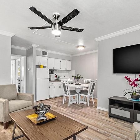 Sunset Beach Suites Сант Пит Бич Экстерьер фото