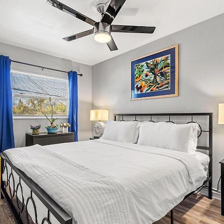 Sunset Beach Suites Сант Пит Бич Экстерьер фото