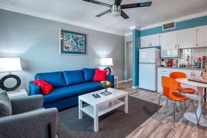 Sunset Beach Suites Сант Пит Бич Экстерьер фото
