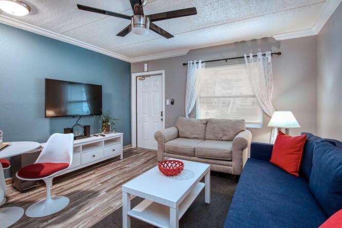 Sunset Beach Suites Сант Пит Бич Экстерьер фото